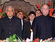 20000_20540_990223_pakistanpm