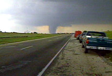 39000_39782_twister