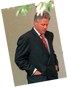 59000_59545_980820_clinton