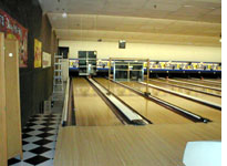 Bowling in front of mirrors