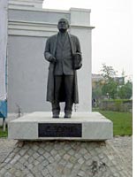 Statue of Zorig, near Sukhbaatar Square