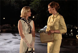 Betty Draper (January Jones) and Francine Hanson (Anne Dudek) in Mad Men.