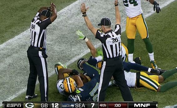 Packers Seahawks TV moment.