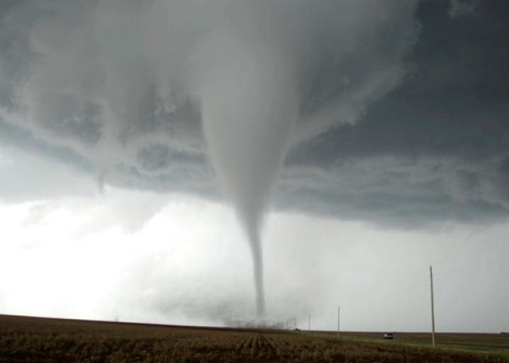 Kansas Twister Video Shows 10 Tornadoes In One Day Video