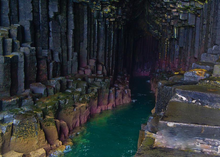 Fingal S Cave In Staffa Scotland