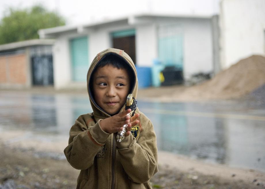 98554560-mexican-edgar-hernandez-plays-outside-during-an