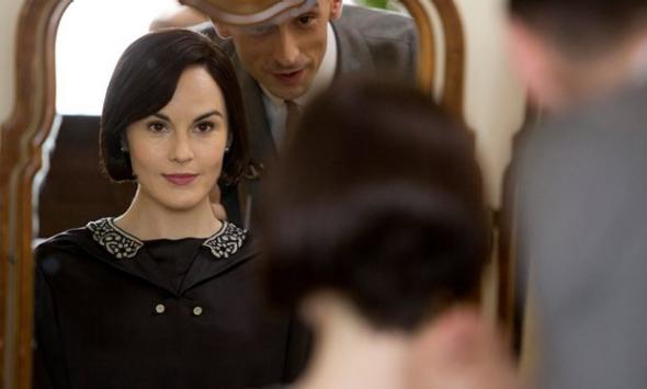 Lady Mary and her haircut.