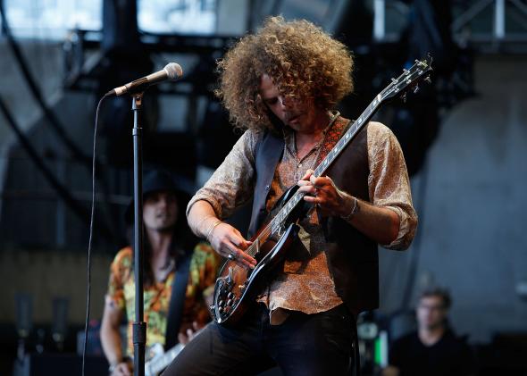 141474431-andrew-stockdale-from-wolfmother-performs-during-f1