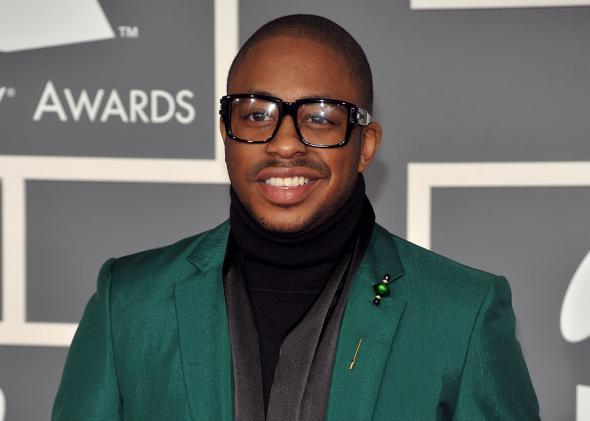 84693511-recording-artist-raheem-devaughn-arrives-at-the-51st