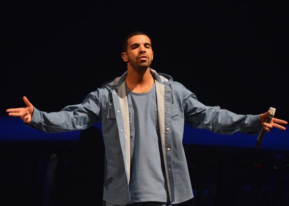 186154927-singer-rapper-drake-performs-at-barclays-center-on