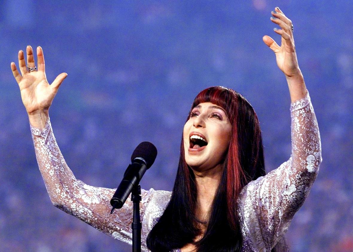 51622374-singer-cher-sings-the-star-spangled-banner-before-the