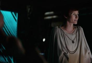 r1_mon_mothma