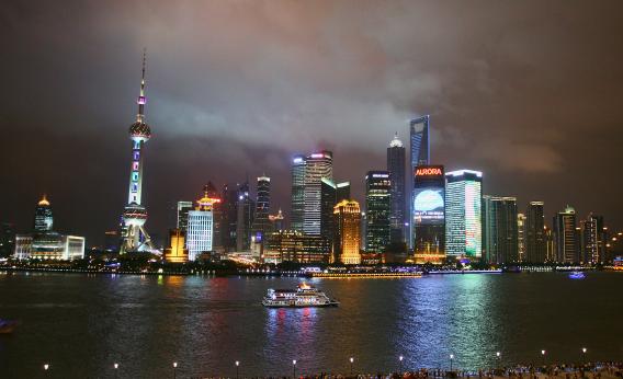 119265899 shanghai skyline