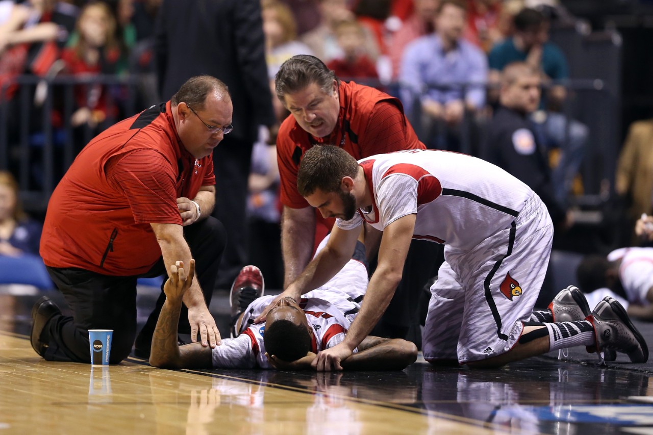 Kevin Ware-Leg Injury: Louisville basketball player has surgery following gruesome leg injury ...