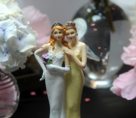 Texas Judge Blocks Woman From Living With Lesbian Partner at Ex-Husband's Request