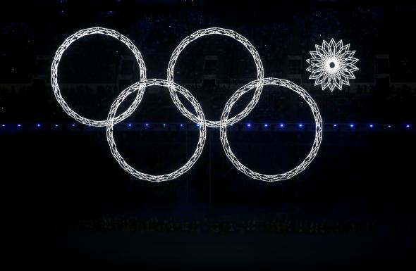 467578483-snowflakes-transform-into-four-olympic-rings-with-one 467578483-snowflakes-transform-into-four-olympic-rings-with-one