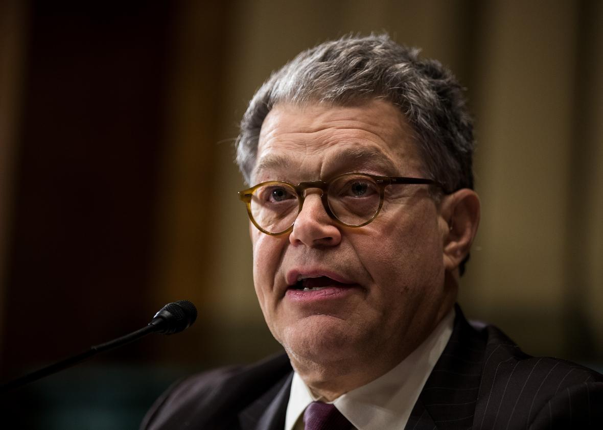 Video Al Franken and Chuck Grassley yelling match during Rod Rosenstein’s co Video Al Franken and Chuck Grassley yelling match during Rod Rosenstein’s co # Wasbak Franken_045041
