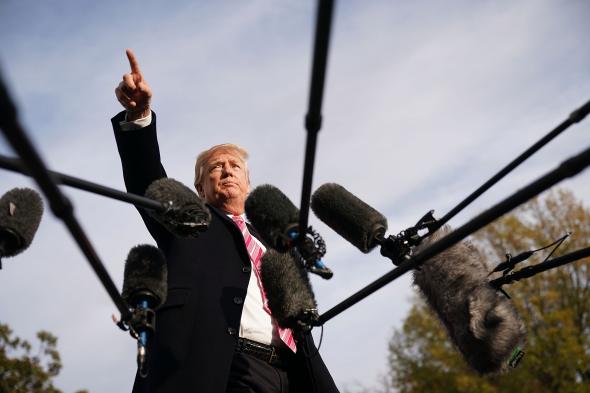 President-Trump-And-First-Lady-Melania-Depart-The-White-House-En-Route-To-MaraLago-For-Thanksgiving-Holiday_1