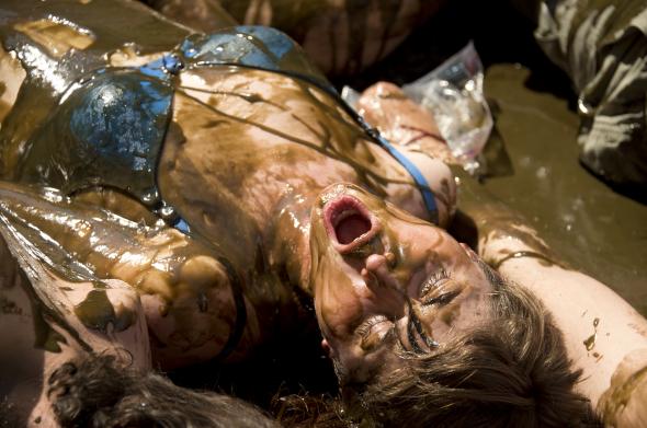 144688466-demonstrators-conduct-a-die-in-covered-in-oil-as-they 144688466-demonstrators-conduct-a-die-in-covered-in-oil-as-they