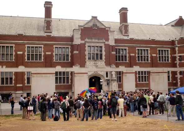 52735914-princeton-university-students-hold-a-filibuster-protest
