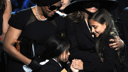 /blogs/xx_factor/2009/07/08/was_it_appropriate_to_let_paris_katherine_jackson_speak_at_michael_jacksons_memorial_service/jcr:content/body/slate_image