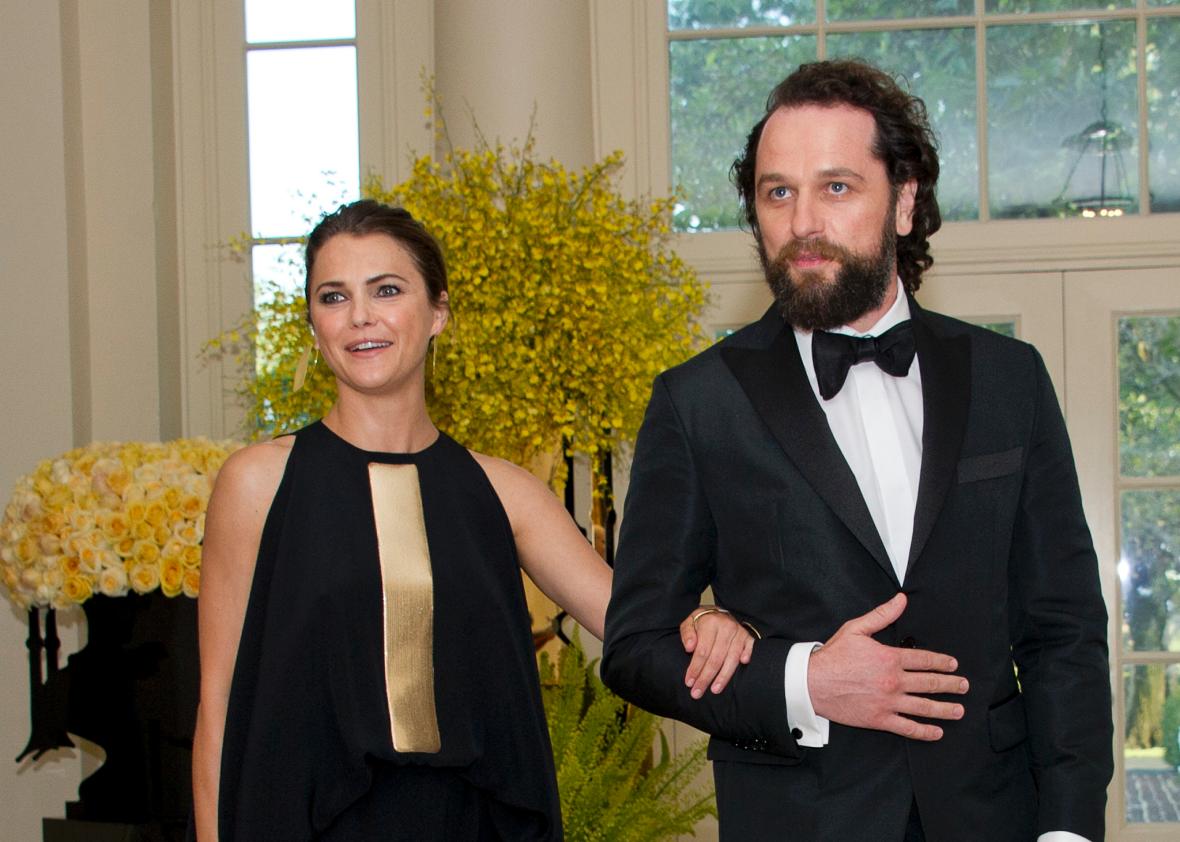 585271028-actors-matthew-rhys-and-keri-russell-arrive-at-the