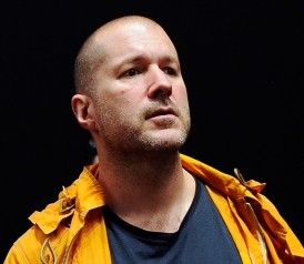 Apple Design Chief Knighted at Buckingham Palace