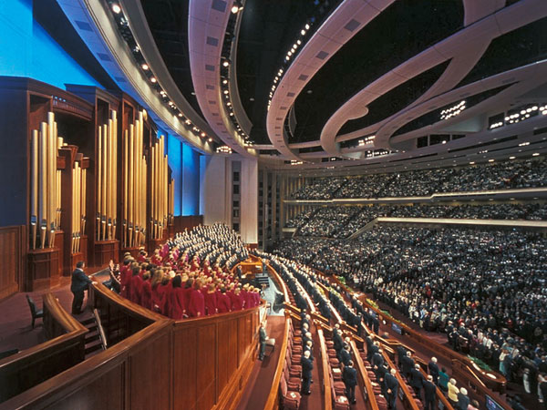 An Anatomy Of Megachurches