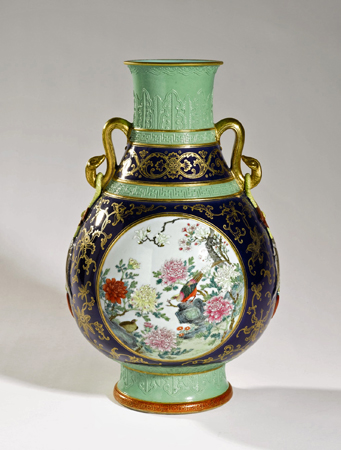 Chinese Antiques A 31 Million Scroll An 86 Million Vase And