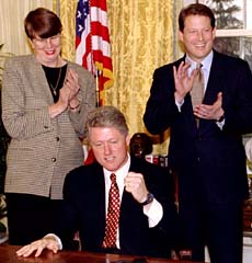 39000_39912_clintongorereno