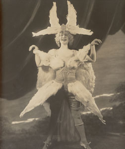 Eva Tanguay, in her feather outfit. Click image to expand.