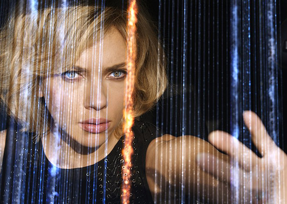 Scarlett Johansson in Lucy (2014).