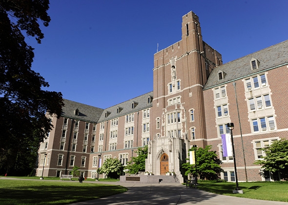 The Golisano Academic Center houses many of Nazareth College&rsquo;s academic programs.