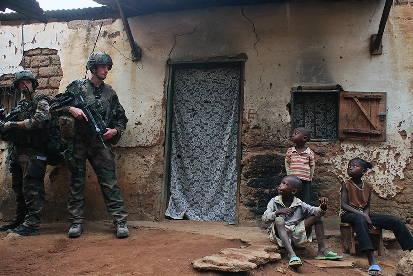 French soldiers patrol Bangui, December 2013