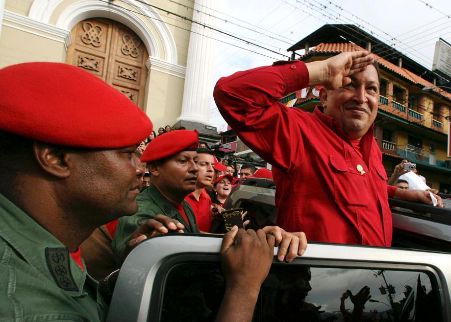 Venezuela's President Hugo Chavez greets supporters during a campaign rally with local candidates for the national assembly in the state of Tachira September 5, 2010. Venezuelans are going to the polls September 26 to elect a new national assembly. 