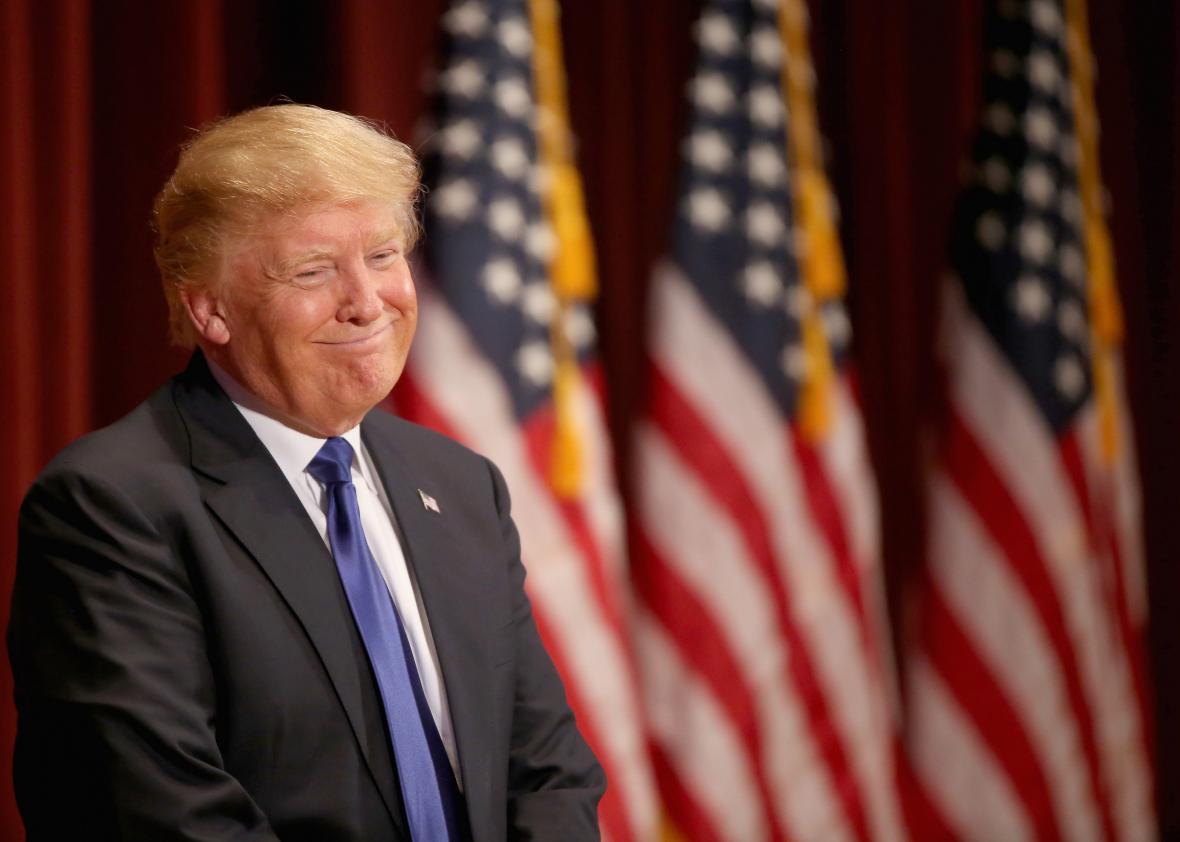 507344162-republican-presidential-candidate-donald-trump-smiles