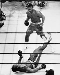 Joe Frazier beat Muhammad Ali.