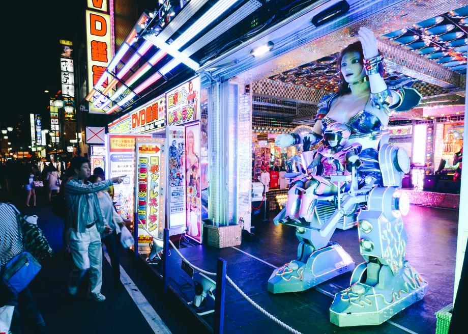 Robot in Kabukicho, Shinjuku,
