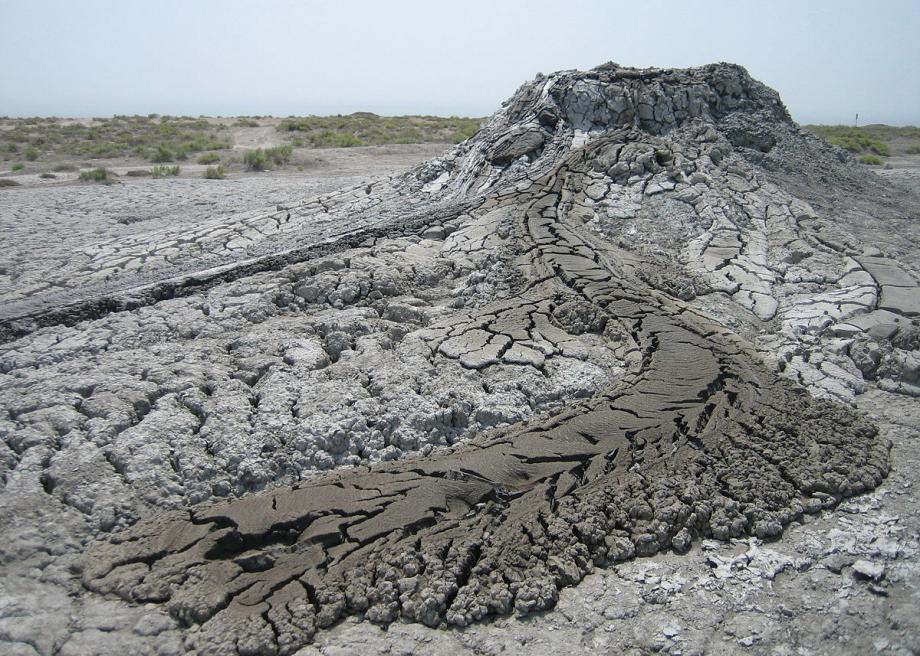 1200pxmud_vulcanoes_qobustan_national_park_20110703b