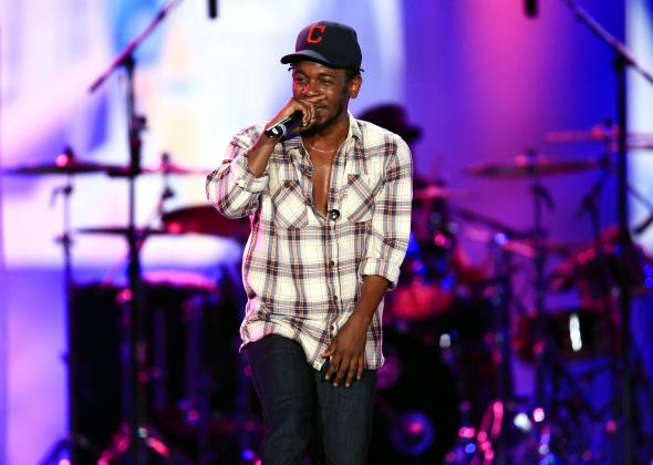 454407592-recording-artist-kendrick-lamar-performs-on-the-marilyn 454407592-recording-artist-kendrick-lamar-performs-on-the-marilyn