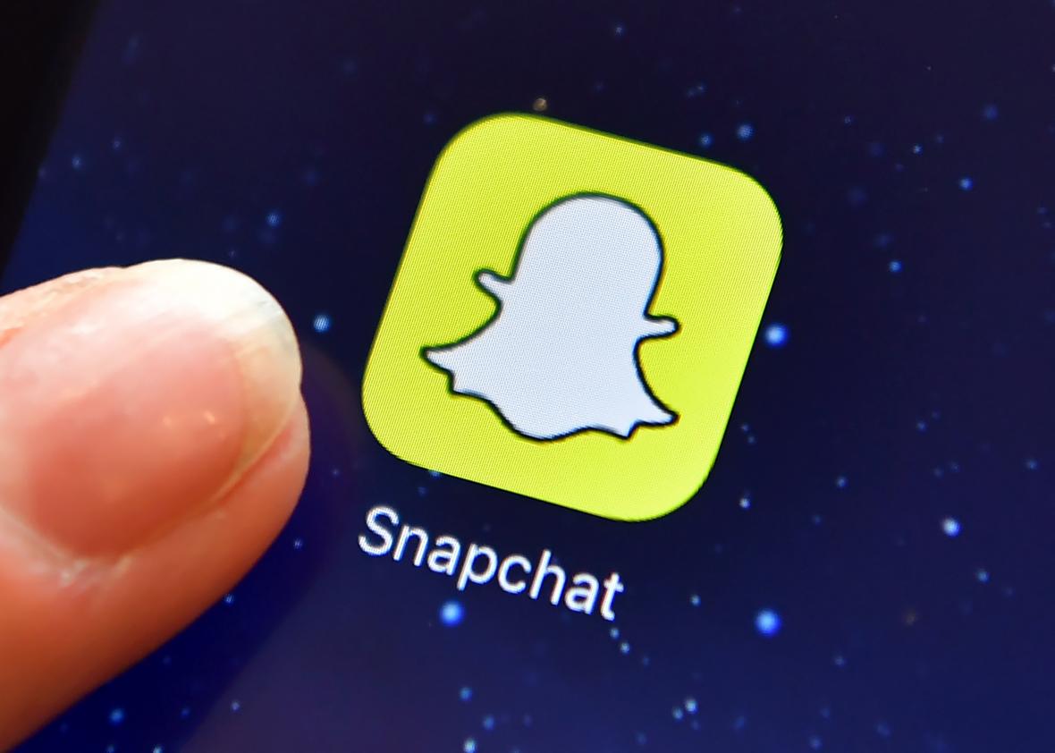 Popular-Smart-Phone-Apps-Of-2016 Popular-Smart-Phone-Apps-Of-2016