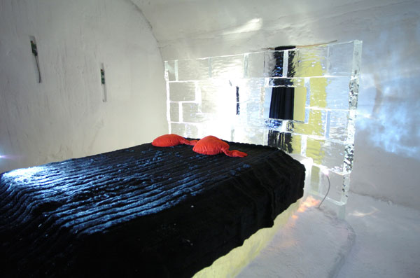 images%2Fslides%2F12_ice