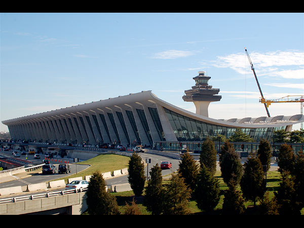 images%2Fslides%2F4_Dulles_Airport