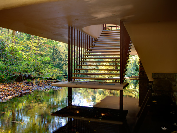images%2Fslides%2F6.Fallingwater_p062-063
