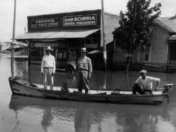 images%2Fslides%2F4_1927_flood_2