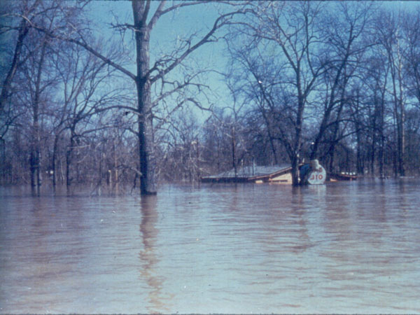 images%2Fslides%2F6_1973_Vicksburg_2