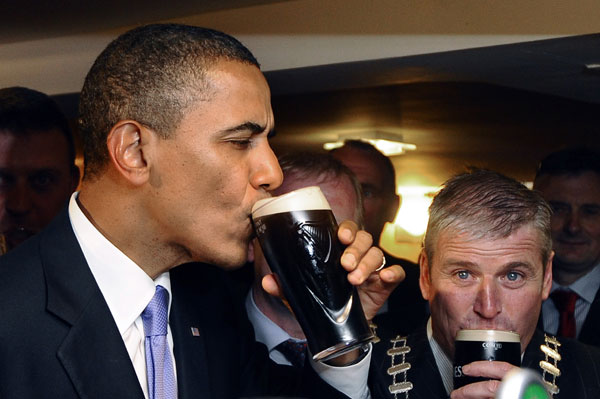 images%2Fslides%2F1_obama_drinking