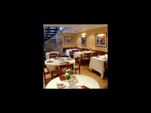 images%2Fslides%2F08_medium_1