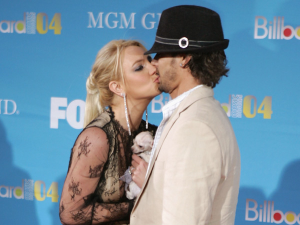 images%2Fslides%2F10_britney