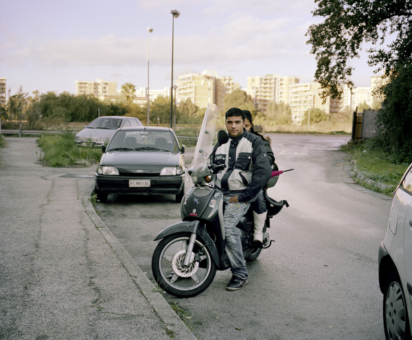 images%2Fslides%2Fgirl_22